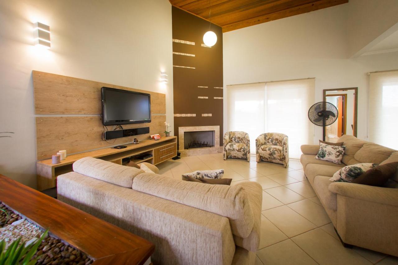 Linda Casa De Campo - Proximo A Sp - Wi-Fi Gratis ボン・ジェズース・ドス・ペルドエンス エクステリア 写真